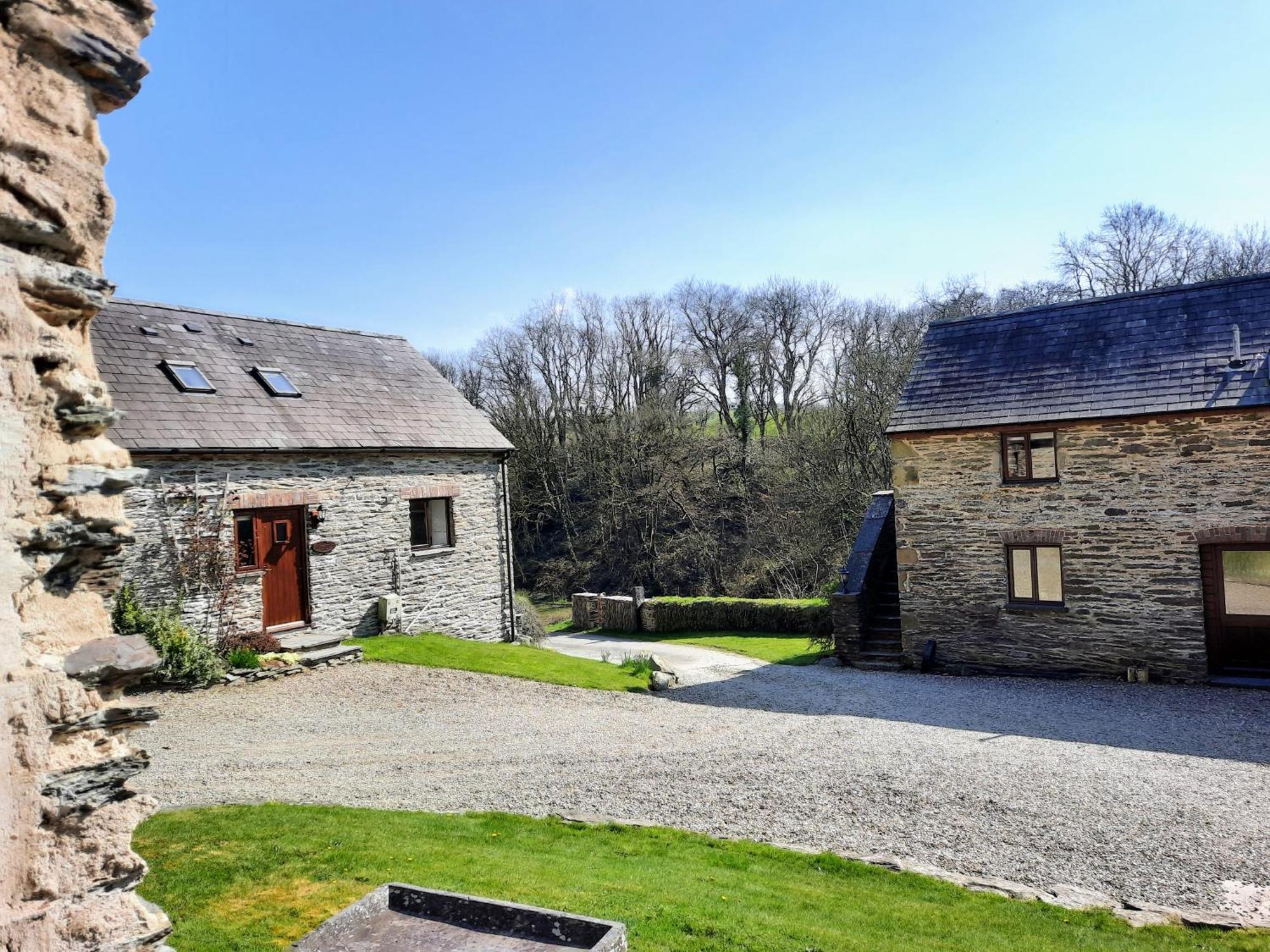 קרדיגן Troedyrhiw Holiday Cottages מראה חיצוני תמונה